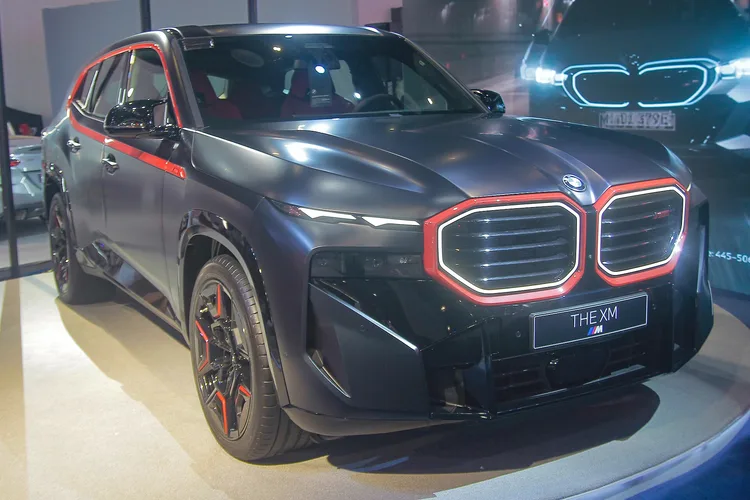 BMW XM – Test, Preise und تقييم bei شام كارز