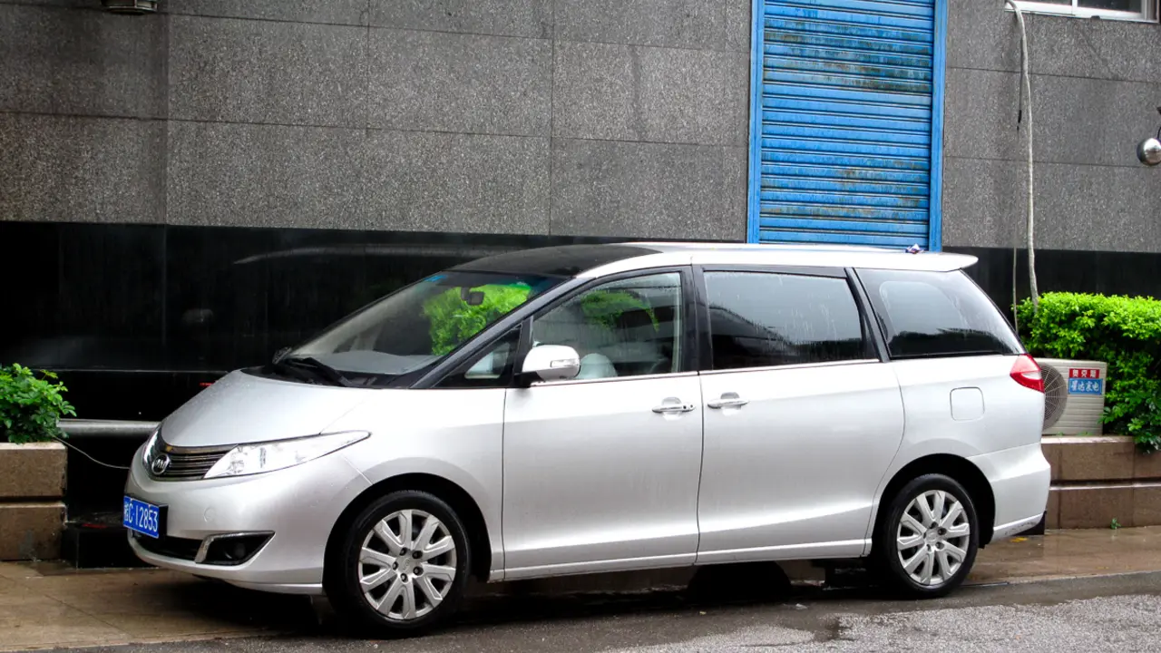 BYD M6 – Test, Preise und تقييم bei شام كارز