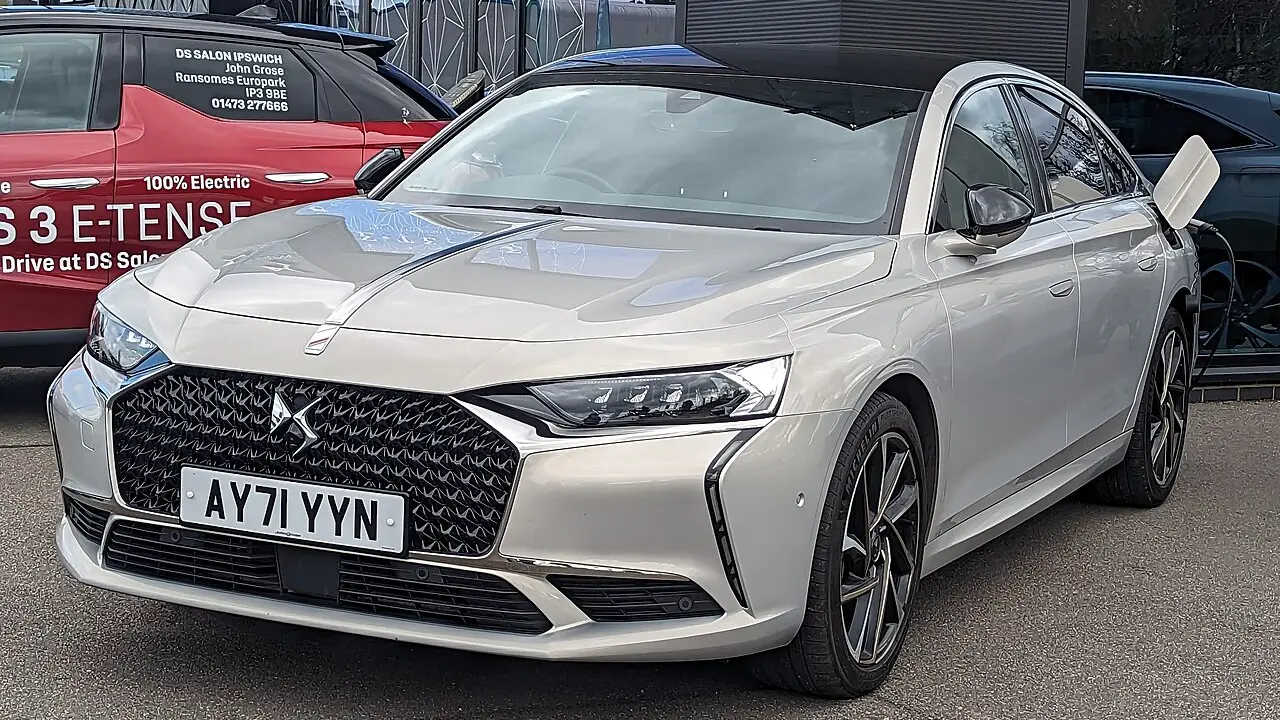 DS DS N°4 E-Tense – Test, Preise und تقييم bei شام كارز