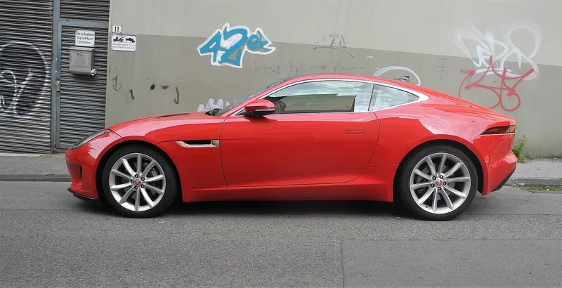 Jaguar F-Type – Test, Preise und تقييم bei شام كارز