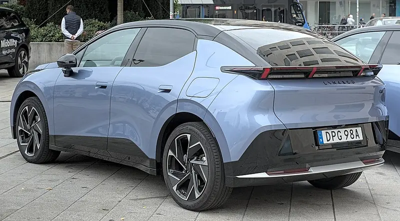 Lynk & Co 02 – Test, Preise und تقييم bei شام كارز