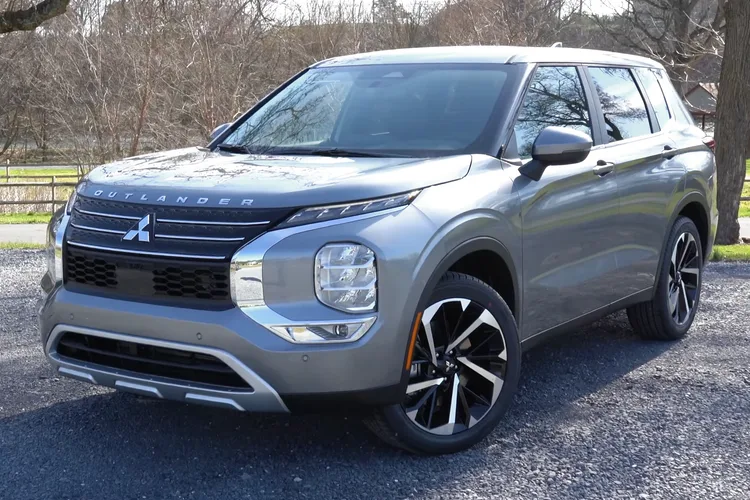 Mitsubishi Outlander – Test, Preise und تقييم bei شام كارز