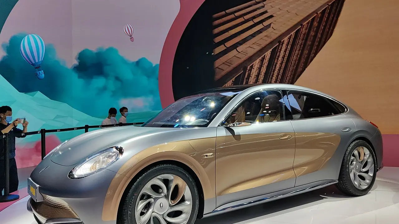 ORA Lightning Cat – Test, Preise und تقييم bei شام كارز