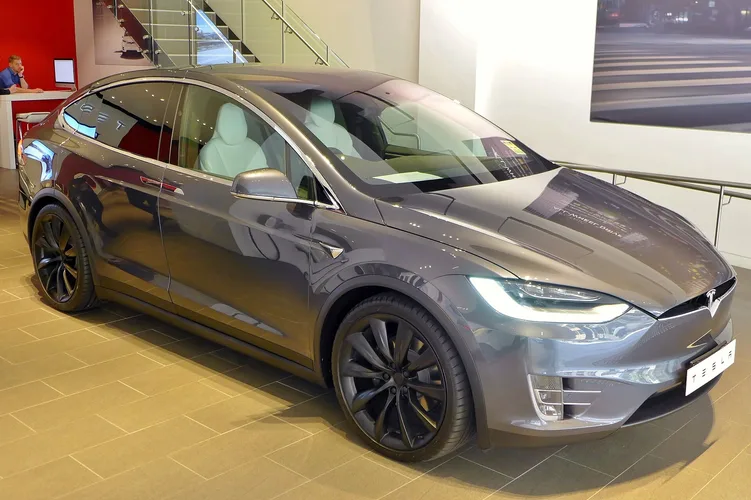 Tesla Model X – Test, Preise und تقييم bei شام كارز