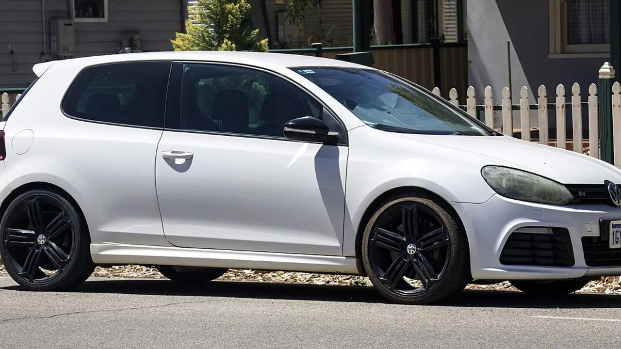 Volkswagen Golf R – Test, Preise und تقييم bei شام كارز
