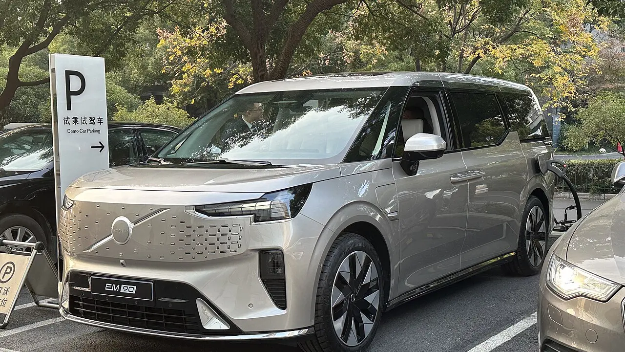 Volvo EM90 – Test, Preise und تقييم bei شام كارز