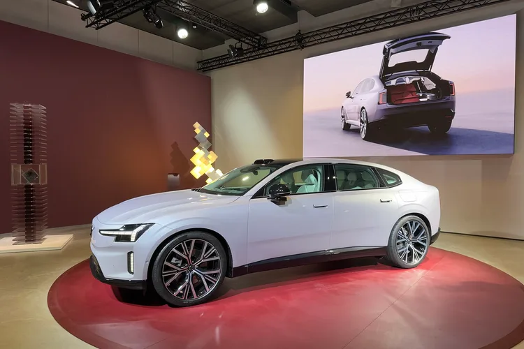 Volvo ES90 – Test, Preise und تقييم bei شام كارز